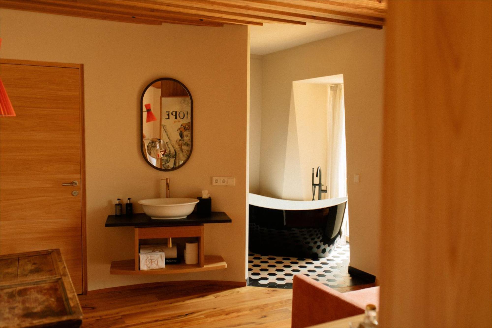 Langenmantel Historic Suites Termeno Eksteriør bilde